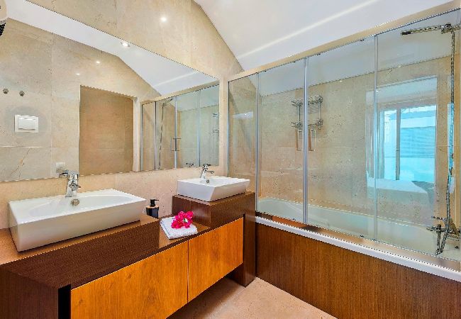 Casa adosada en Tavira - TAVIRA SUITES LIMOEIRO, Town Centre Casa adosada en Tavira - TAVIRA SUITES LIMOEIRO, Town Centre