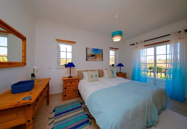 Villa en Tavira - LITTLE VINEYARD, Eiroes Villa en Tavira - LITTLE VINEYARD, Eiroes