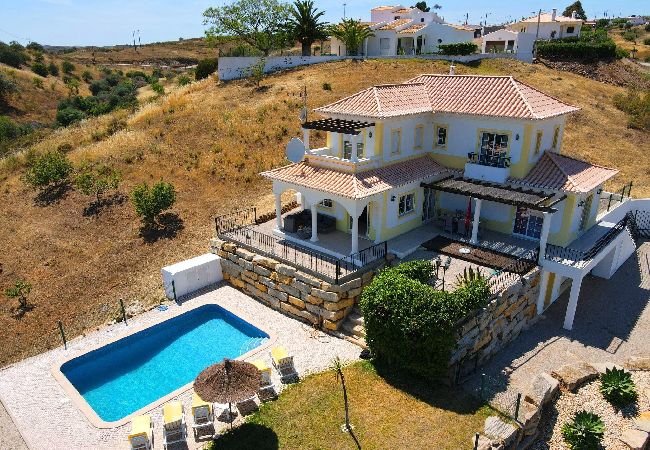 Villa en Tavira - LITTLE VINEYARD, Eiroes Villa en Tavira - LITTLE VINEYARD, Eiroes