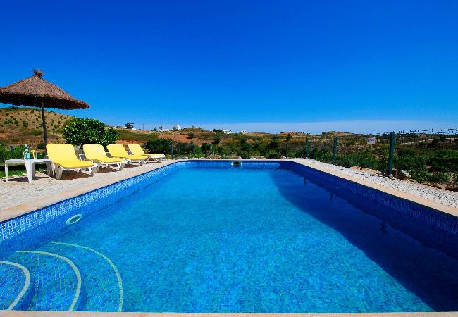 Villa en Tavira - LITTLE VINEYARD, Eiroes Villa en Tavira - LITTLE VINEYARD, Eiroes