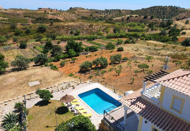 Villa en Tavira - LITTLE VINEYARD, Eiroes Villa en Tavira - LITTLE VINEYARD, Eiroes