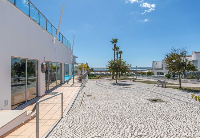 Apartamento en Fuseta - APARTMENT ROBINARA, Fishing Village  Apartamento en Fuseta - APARTMENT ROBINARA, Fishing Village