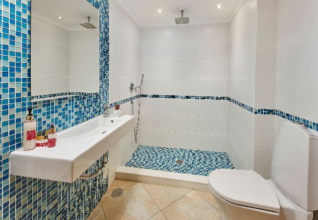 Villa en Tavira - CASA LUA AZUL, Serra da Zorra Villa en Tavira - CASA LUA AZUL, Serra da Zorra