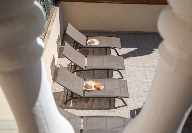 Casa adosada en Fuseta - CASA CHAMELEON, Upper Town  Casa adosada en Fuseta - CASA CHAMELEON, Upper Town