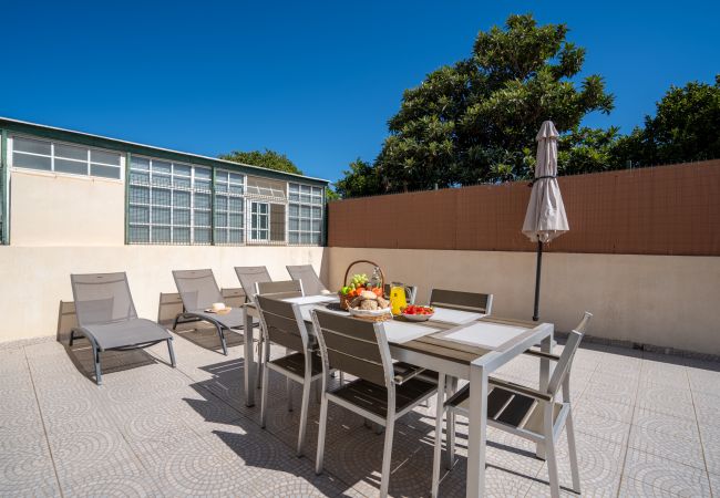 Casa adosada en Fuseta - CASA CHAMELEON, Upper Town  Casa adosada en Fuseta - CASA CHAMELEON, Upper Town