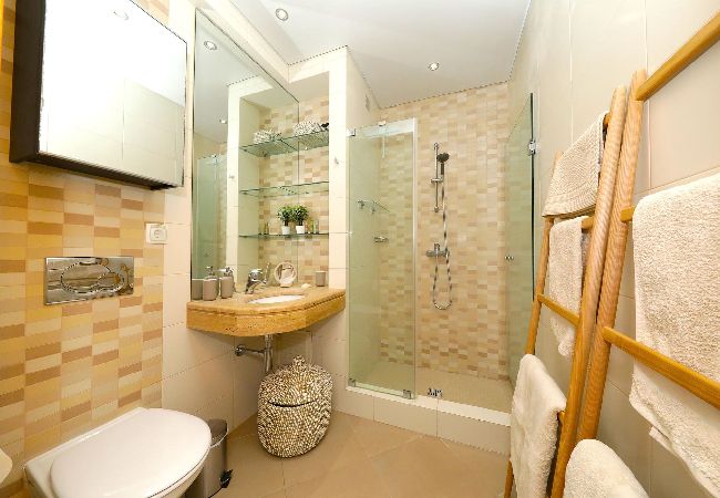 Villa en Tavira - CASA FRANGIPANI, Quinta da Foz Villa en Tavira - CASA FRANGIPANI, Quinta da Foz