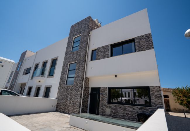 Casa adosada en Moncarapacho - CASA CATARINA, Town Centre Casa adosada en Moncarapacho - CASA CATARINA, Town Centre