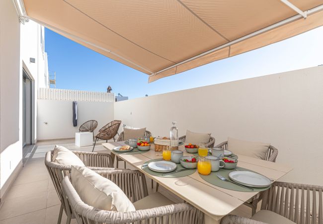 Casa adosada en Fuseta - CASA MARGARIDA, Arte Nova Casa adosada en Fuseta - CASA MARGARIDA, Arte Nova