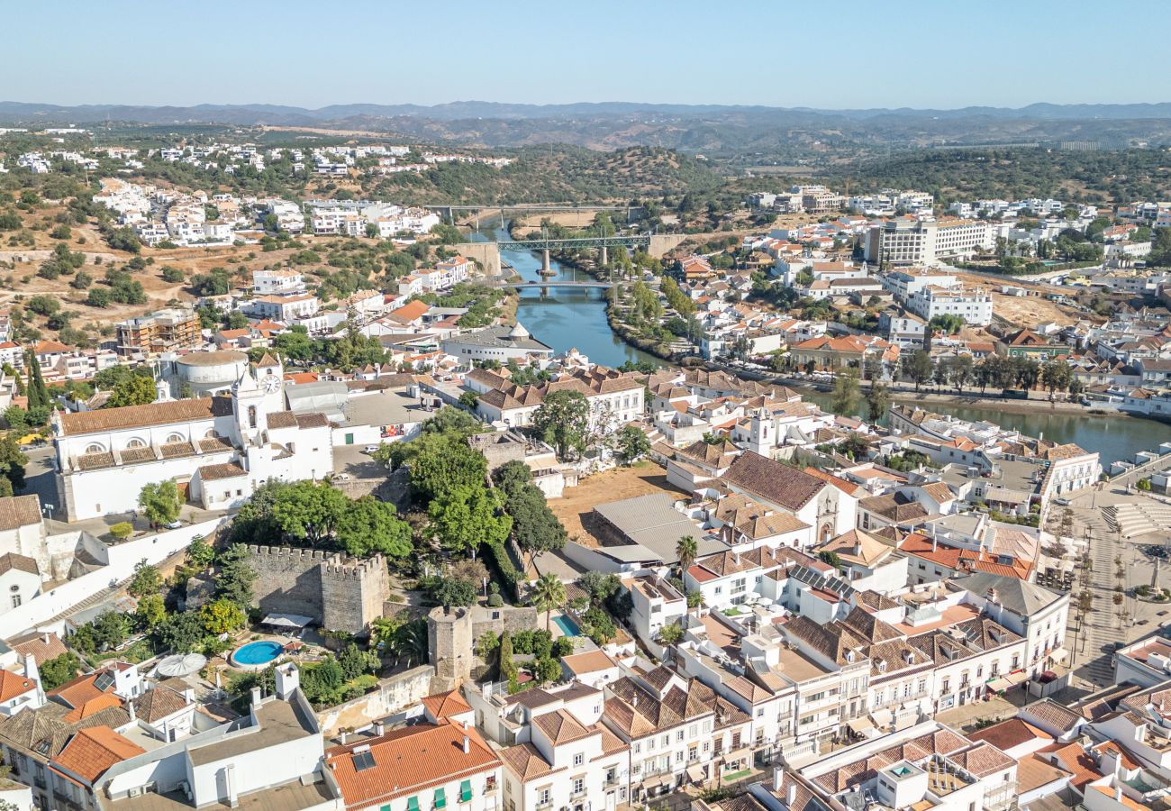 Casa adosada en Tavira - TAVIRA SUITES ALFARROBEIRA, Town Centre
