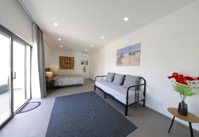 Appartement à Tavira - PEROGIL SUITES: “POPPY”, Quinta do Perogil Appartement à Tavira - PEROGIL SUITES: “POPPY”, Quinta do Perogil