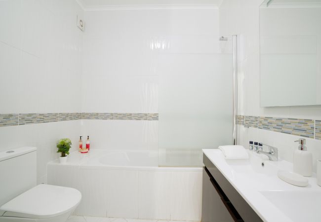 Maison mitoyenne à Fuseta - CASA CHAMELEON, Upper Town Maison mitoyenne à Fuseta - CASA CHAMELEON, Upper Town