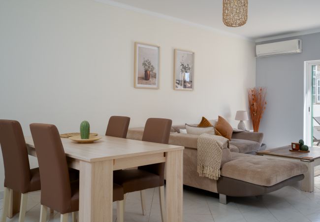 Maison mitoyenne à Fuseta - CASA CHAMELEON, Upper Town Maison mitoyenne à Fuseta - CASA CHAMELEON, Upper Town