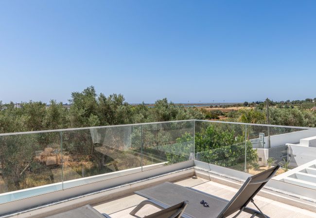 Villa à Santa Luzia - CASA BRANCA (B), Fishing Village  Villa à Santa Luzia - CASA BRANCA (B), Fishing Village