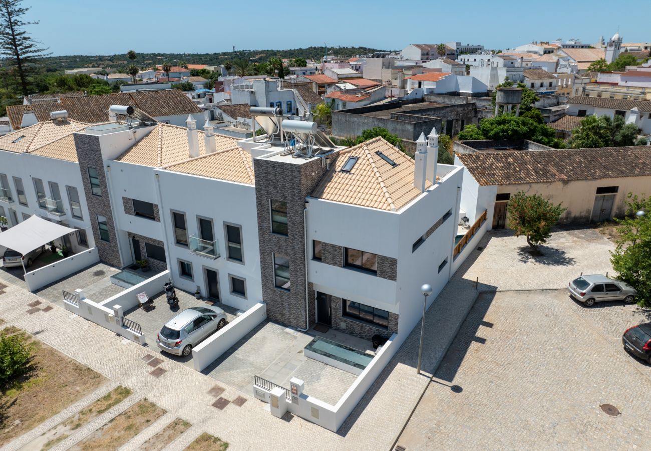 Maison mitoyenne à Moncarapacho - CASA CATARINA, Town Centre