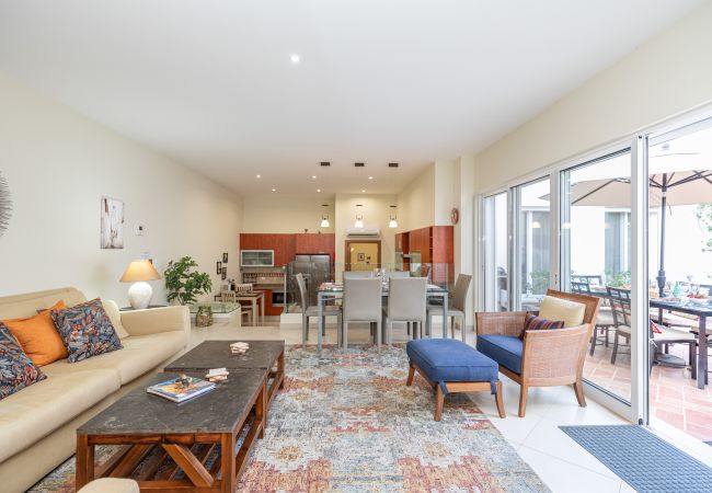 Villa em Tavira - VILLA AVENIDA, Town Centre Villa em Tavira - VILLA AVENIDA, Town Centre