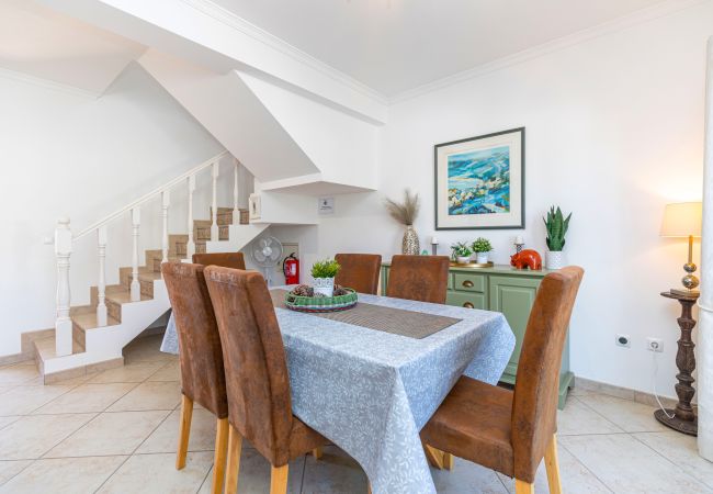 Casa geminada em Tavira - CASA CHEILE, Urbanização Marlin Casa geminada em Tavira - CASA CHEILE, Urbanização Marlin