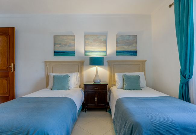 Villa em Tavira - VILLA JACARANDA, Quinta do Perogil Villa em Tavira - VILLA JACARANDA, Quinta do Perogil