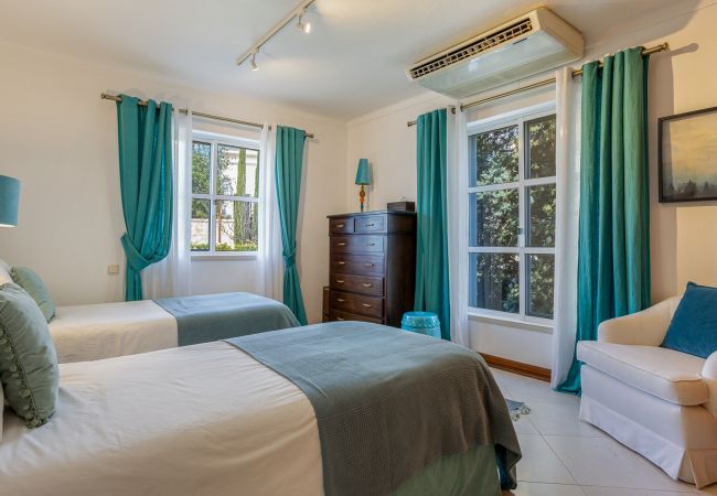 Villa em Tavira - VILLA JACARANDA, Quinta do Perogil Villa em Tavira - VILLA JACARANDA, Quinta do Perogil