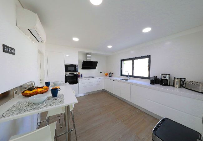 Villa em Santa Luzia - VILLA LUCIE, Santa Luzia Fishing Village Villa em Santa Luzia - VILLA LUCIE, Santa Luzia Fishing Village