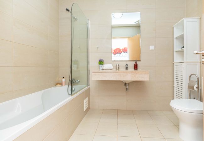 Apartamento em Fuseta - APARTMENT ROBINARA, Fishing Village  Apartamento em Fuseta - APARTMENT ROBINARA, Fishing Village