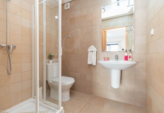 Apartamento em Fuseta - APARTMENT ROBINARA, Fishing Village  Apartamento em Fuseta - APARTMENT ROBINARA, Fishing Village