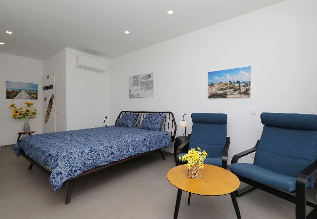 Apartamento em Tavira - PEROGIL SUITES: “GIRASSOL”, Quinta do Perogil Apartamento em Tavira - PEROGIL SUITES: “GIRASSOL”, Quinta do Perogil