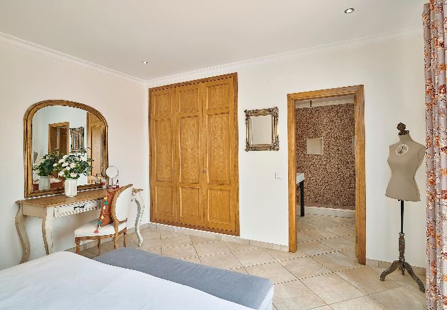 Villa em Tavira - CASA LUA AZUL, Serra da Zorra Villa em Tavira - CASA LUA AZUL, Serra da Zorra