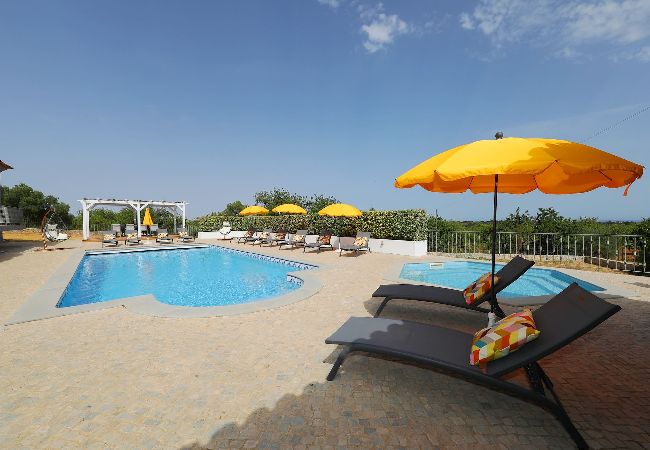 Villa em Tavira - CASA LUA AZUL, Serra da Zorra Villa em Tavira - CASA LUA AZUL, Serra da Zorra