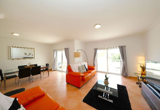 Villa em Tavira - VILLA DENGO, Quinta de Pegada Villa em Tavira - VILLA DENGO, Quinta de Pegada