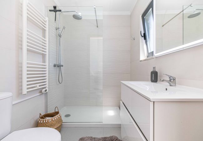 Villa em Tavira - CASA LEAH, Quinta da Barra Villa em Tavira - CASA LEAH, Quinta da Barra