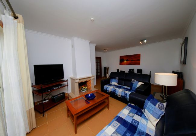 Casa geminada em Tavira - CASA TEDI, Quinta do Perogil Casa geminada em Tavira - CASA TEDI, Quinta do Perogil
