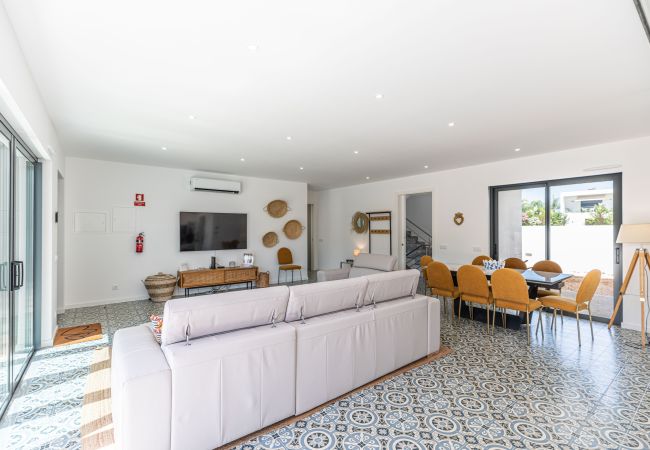Villa em Santa Luzia - CASA BRANCA 7 BED, Fishing Village Villa em Santa Luzia - CASA BRANCA 7 BED, Fishing Village