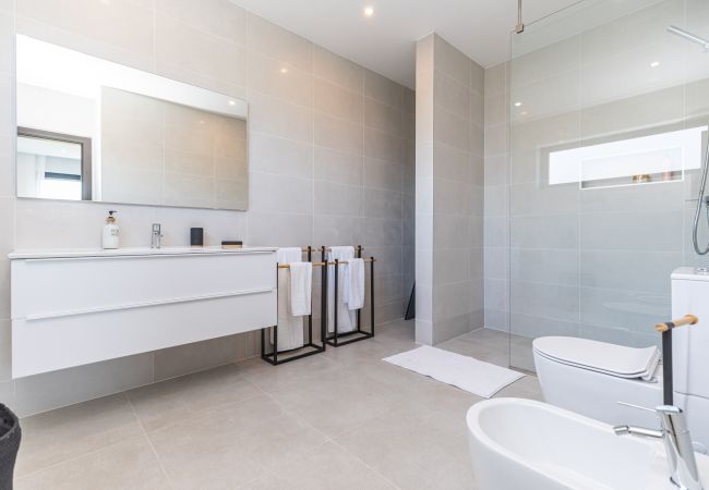Villa em Tavira - VILLA MIA, Quinta da Foz  Villa em Tavira - VILLA MIA, Quinta da Foz