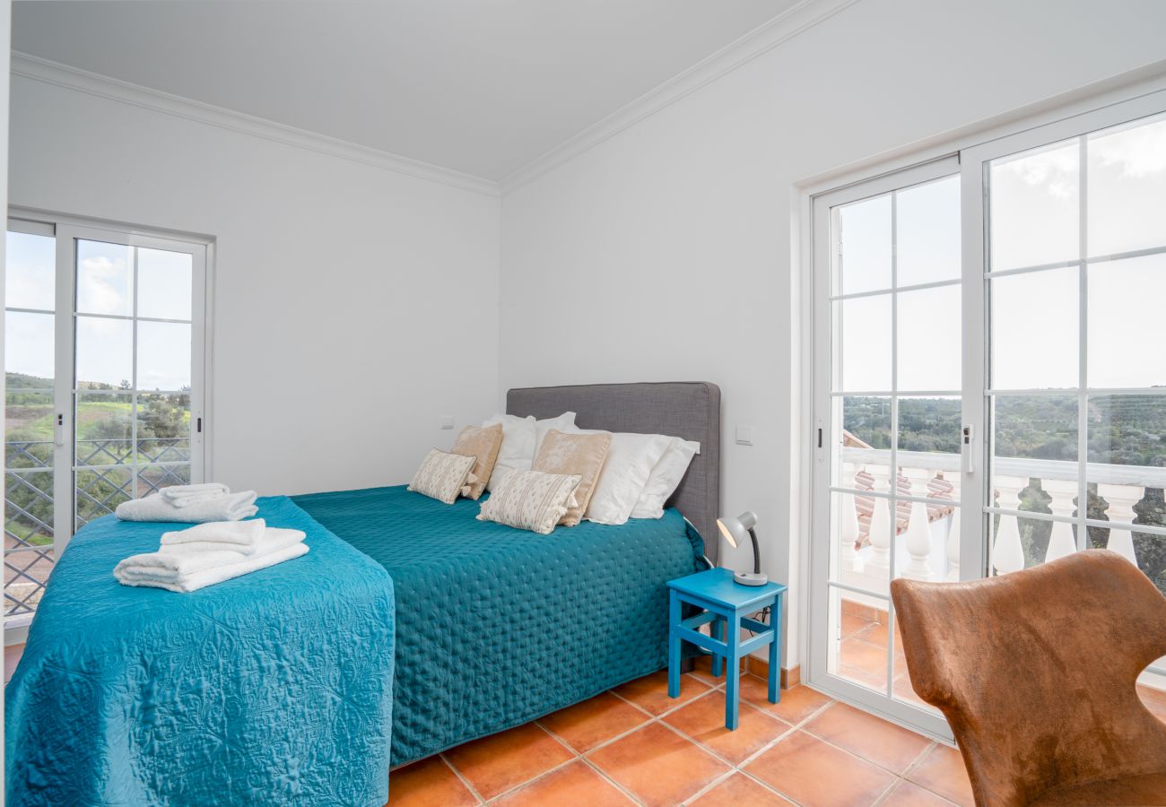 Villa em Tavira - CASA LIMOEIRO, Solteiras, Near Tavira