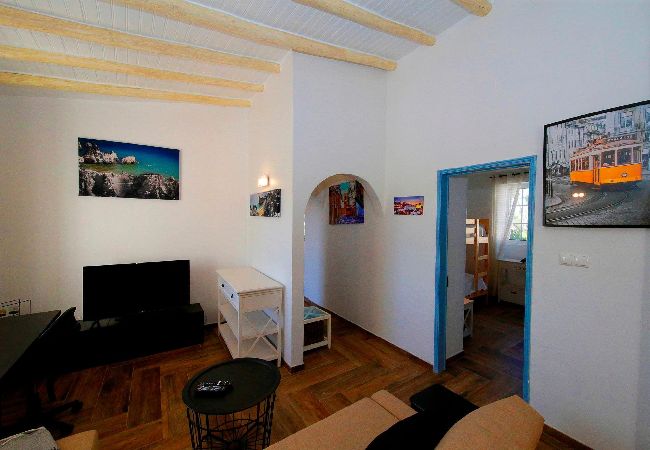 Villa in Santa Catarina Fonte Bispo - VILLA LARANJEIRA, Santa Catarina Villa in Santa Catarina Fonte Bispo - VILLA LARANJEIRA, Santa Catarina