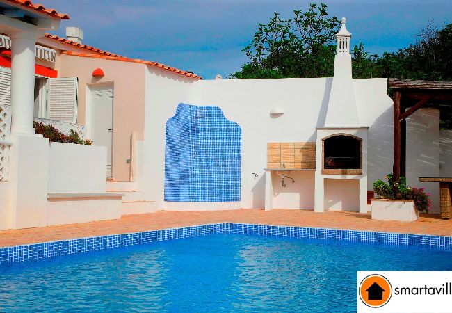 Villa in Santa Catarina Fonte Bispo - VILLA LARANJEIRA, Santa Catarina Villa in Santa Catarina Fonte Bispo - VILLA LARANJEIRA, Santa Catarina