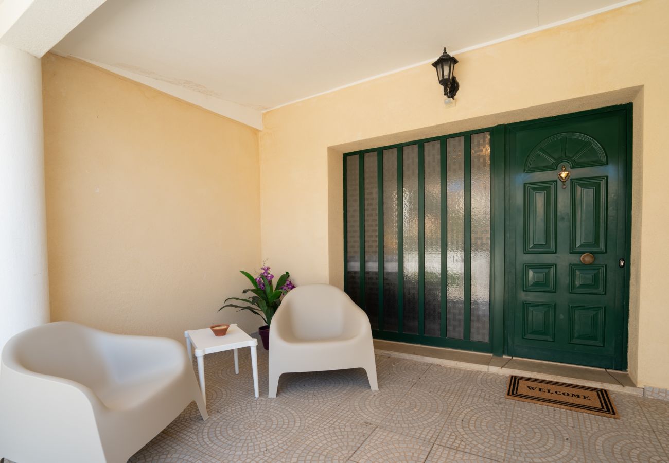 Terraced House in Fuseta - CASA CHAMELEON, Upper Town