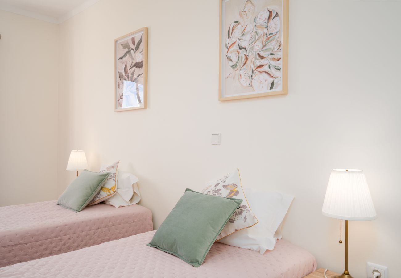 Terraced House in Fuseta - CASA CHAMELEON, Upper Town