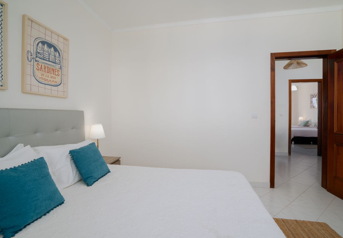 Terraced House in Fuseta - CASA CHAMELEON, Upper Town