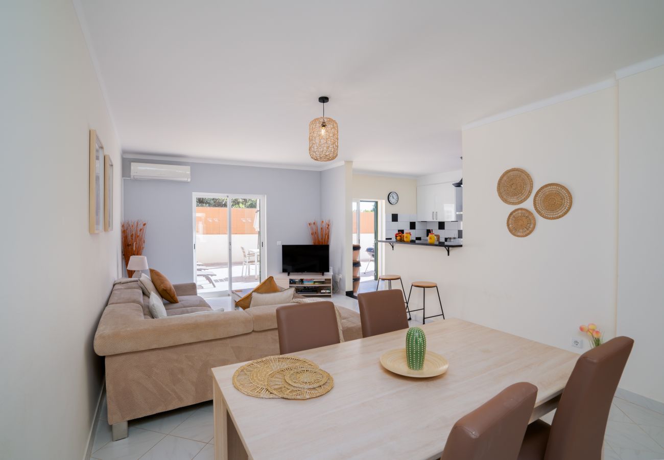 Terraced House in Fuseta - CASA CHAMELEON, Upper Town