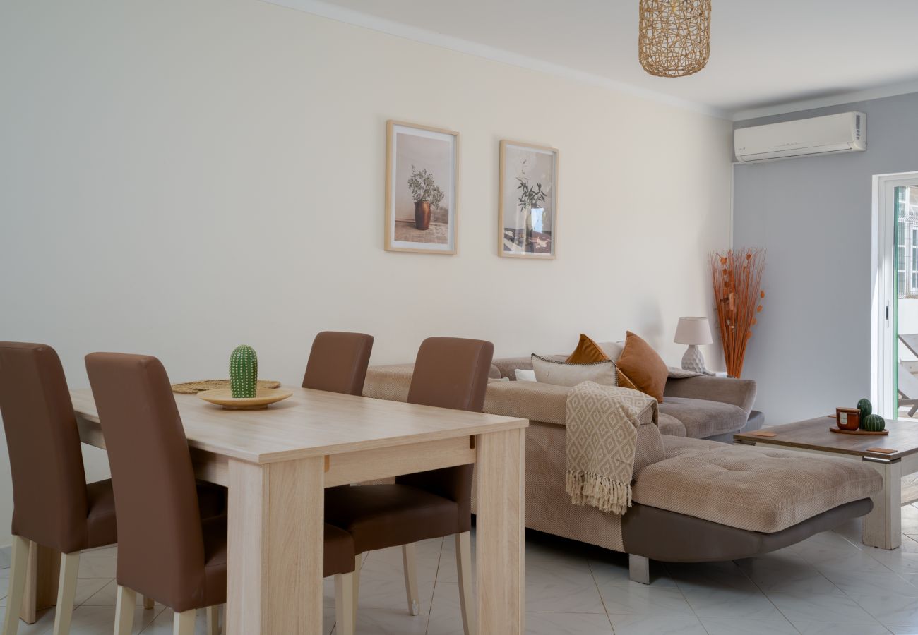 Terraced House in Fuseta - CASA CHAMELEON, Upper Town