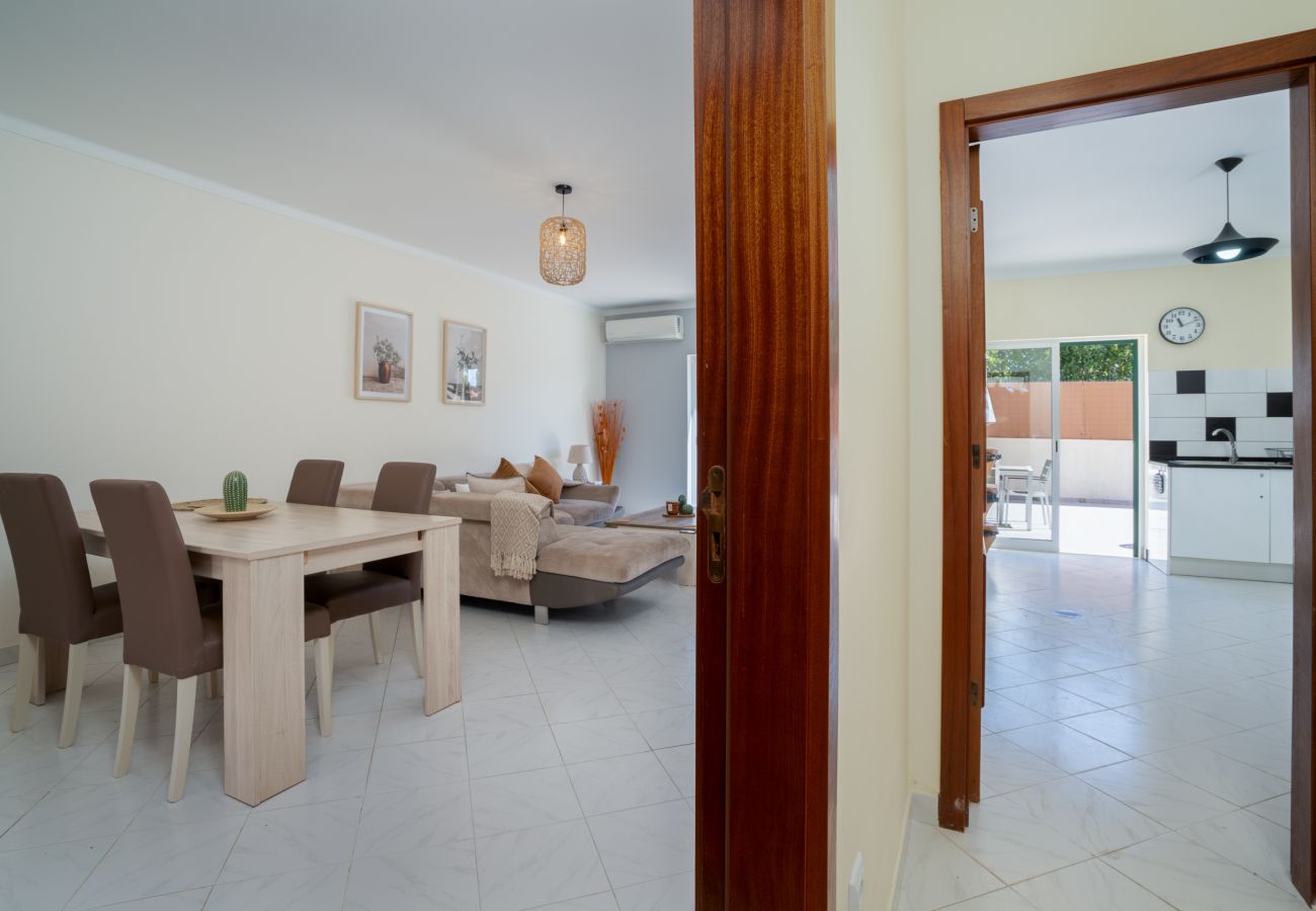 Terraced House in Fuseta - CASA CHAMELEON, Upper Town