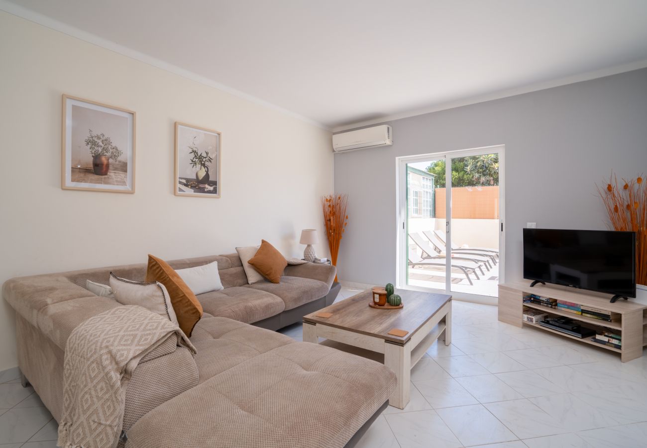 Terraced House in Fuseta - CASA CHAMELEON, Upper Town