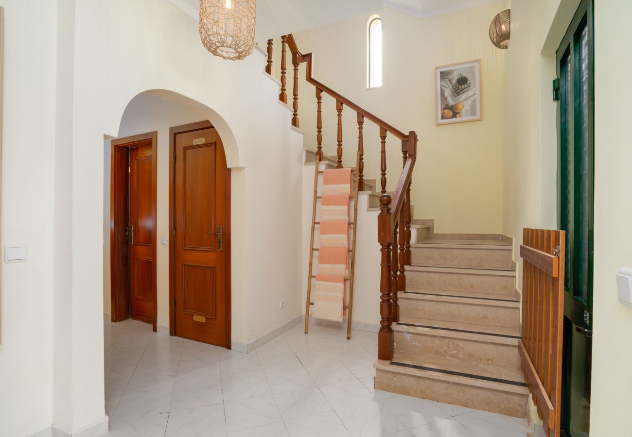 Terraced House in Fuseta - CASA CHAMELEON, Upper Town