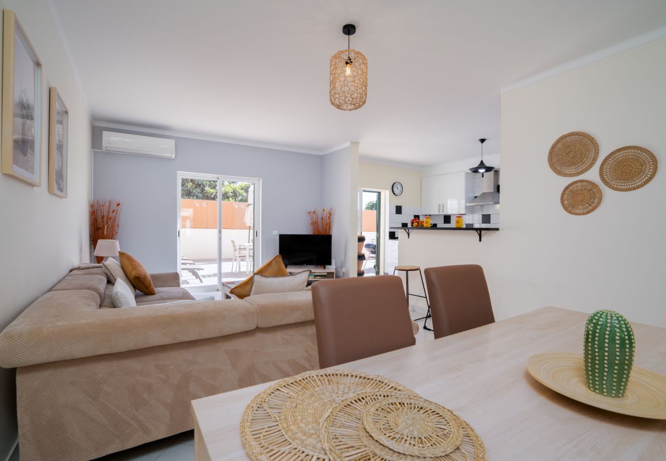Terraced House in Fuseta - CASA CHAMELEON, Upper Town