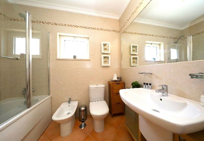 Villa in Tavira - VILLA DENGO, Quinta de Pegada Villa in Tavira - VILLA DENGO, Quinta de Pegada