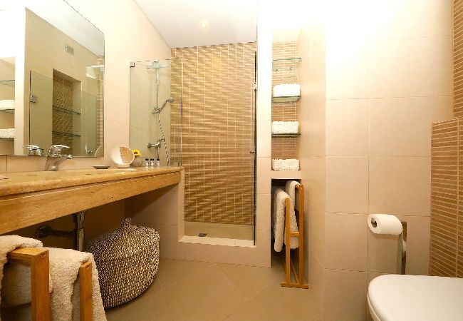 Villa in Tavira - CASA FRANGIPANI, Quinta da Foz  Villa in Tavira - CASA FRANGIPANI, Quinta da Foz