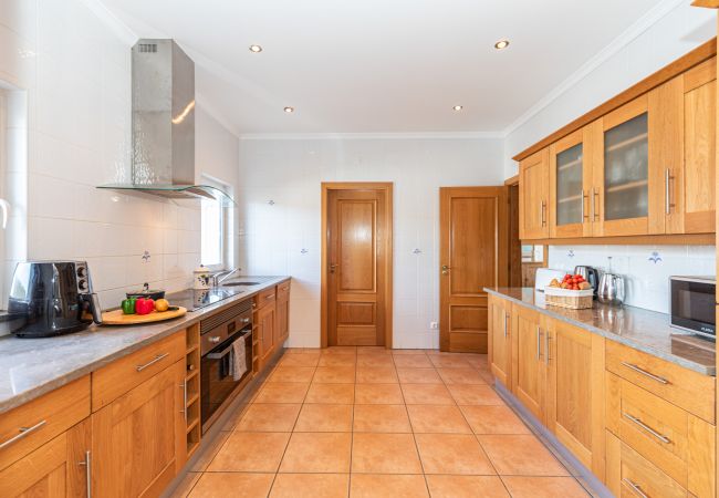 Villa in Santa Catarina Fonte Bispo - VILLA SERENA, Morenos Villa in Santa Catarina Fonte Bispo - VILLA SERENA, Morenos