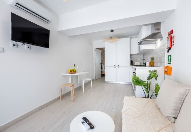 Apartment in Tavira - WHITE APARTMENT, Town Centre Apartment in Tavira - WHITE APARTMENT, Town Centre