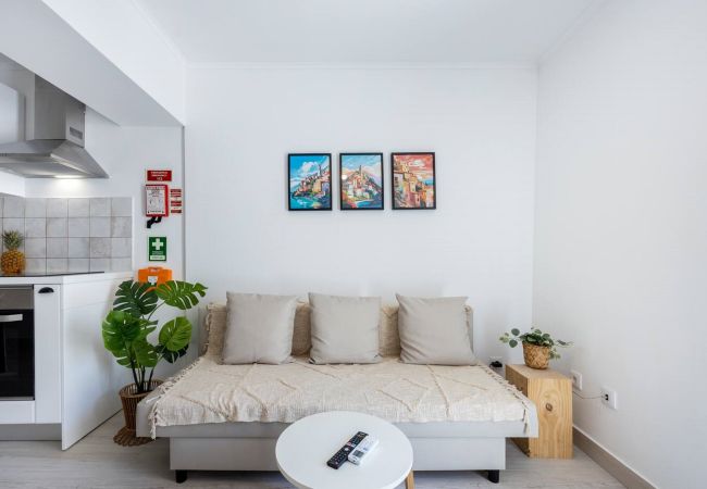 Apartment in Tavira - WHITE APARTMENT, Town Centre Apartment in Tavira - WHITE APARTMENT, Town Centre